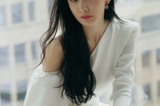 吃瓜娱乐圈杨幂是谁啊,娱乐圈当红小花杨幂的瓜田传奇