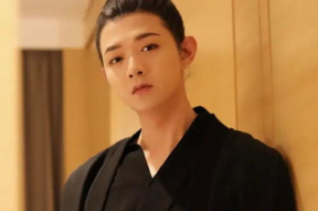 娱乐圈里的瓜越吃越大,揭秘明星背后的惊人真相