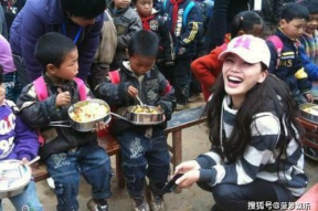 到处逛的娱乐圈吃瓜人