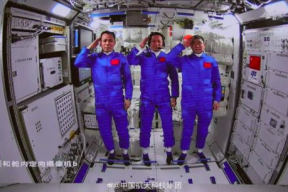 本周娱乐最新吃瓜视频大全,复活赛大逆袭，新游视觉盛宴来袭！